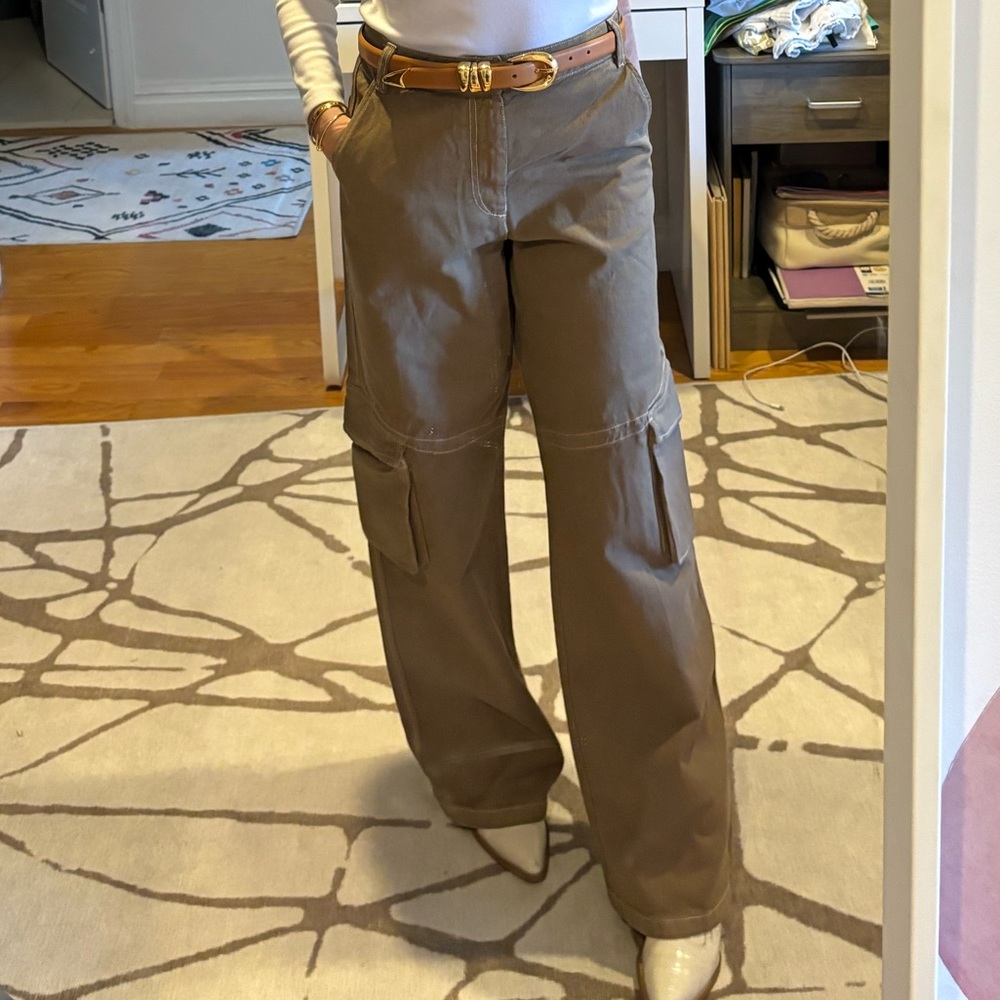 Zara cargo pants in light khaki